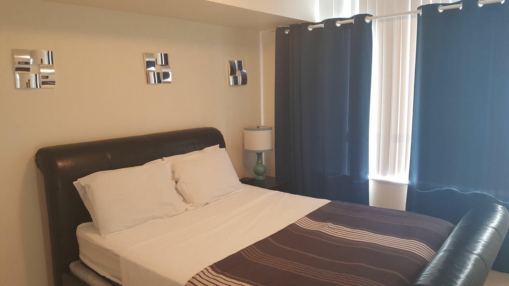 Pelicanstay At Square One Mall Mississauga Extérieur photo