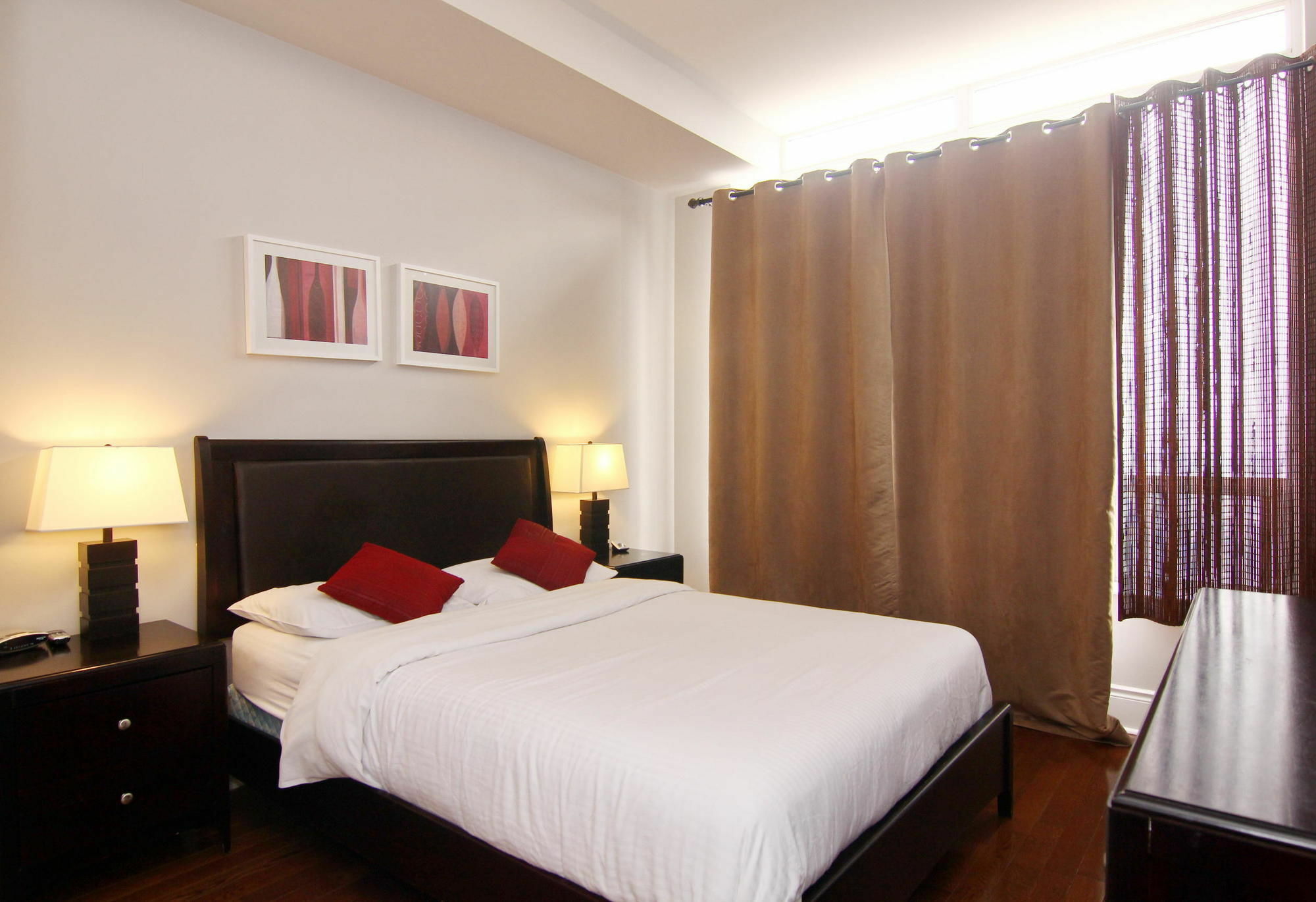 Pelicanstay At Square One Mall Mississauga Extérieur photo