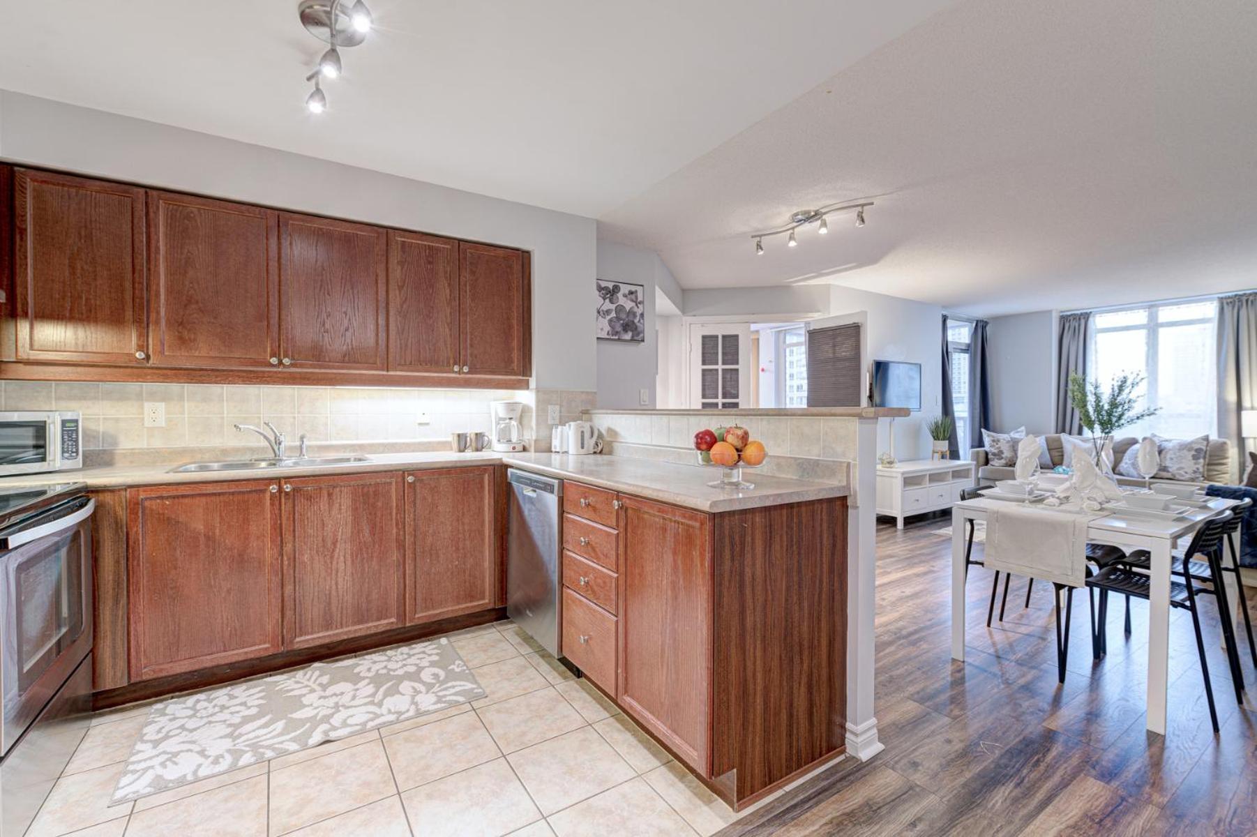 Pelicanstay At Square One Mall Mississauga Extérieur photo